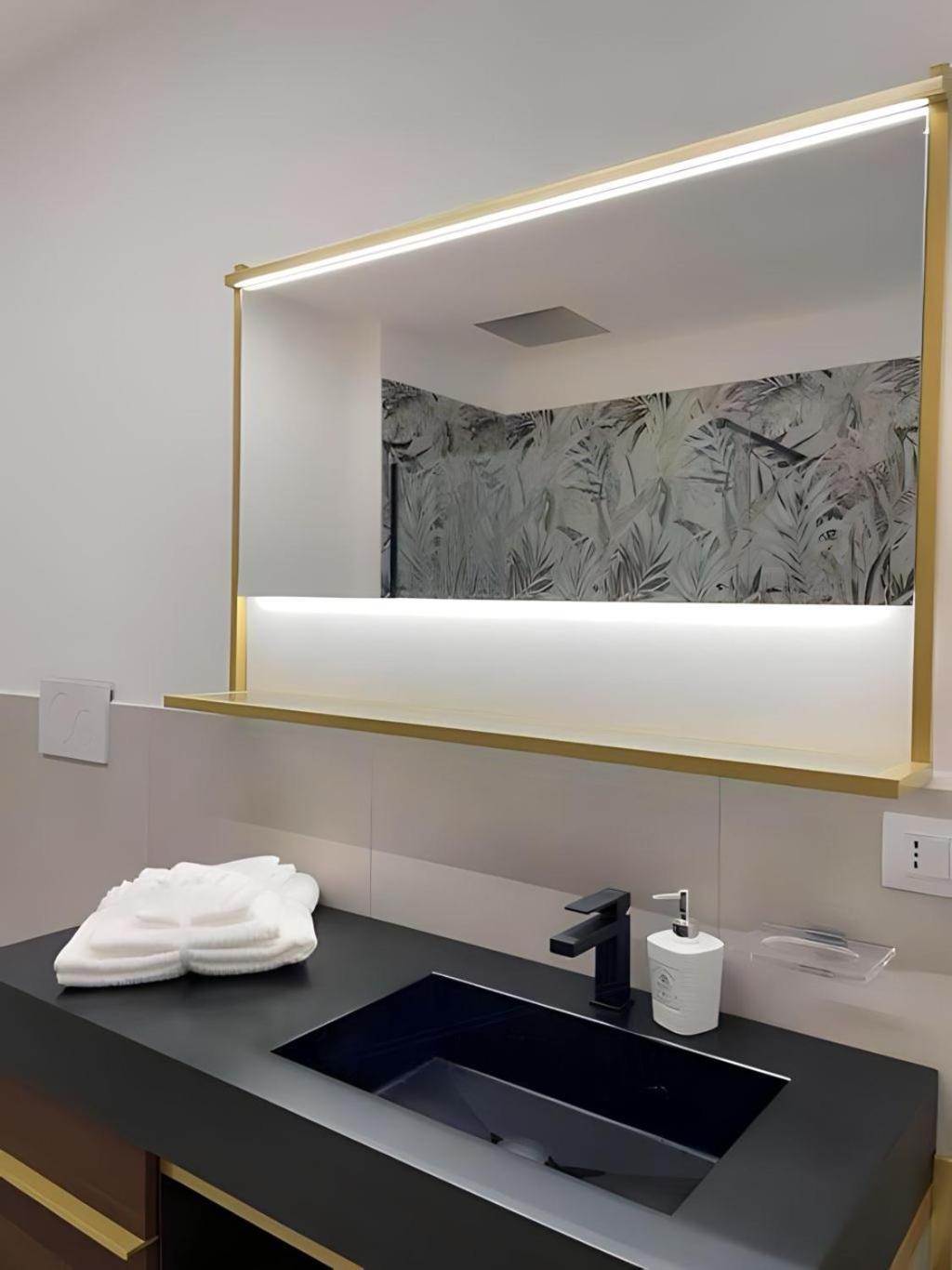 Amazzonico Suite Trieste Ngoại thất bức ảnh